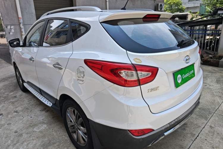 Used Hyundai ix35 2015 2.0L Automatic 2WD Smart Type China IV Rear Left 45 Deg