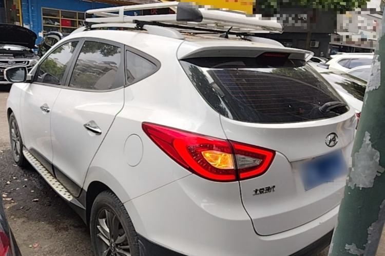 Used Hyundai ix35 2015 2.0L Automatic 2WD Smart Type China IV Rear Left 45 Deg