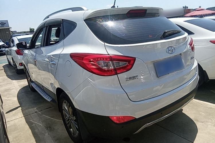 Used Hyundai ix35 2015 2.0L Automatic 2WD Smart Type China IV Rear Left 45 Deg