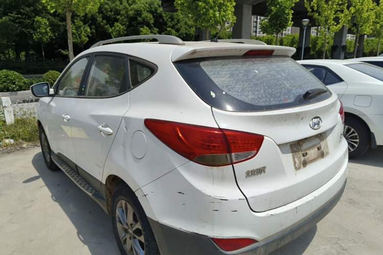 Used Hyundai ix35 2015 2.0L Manual Two-Wheel Drive Comfort Version China IV Standard Rear Left 45 Deg