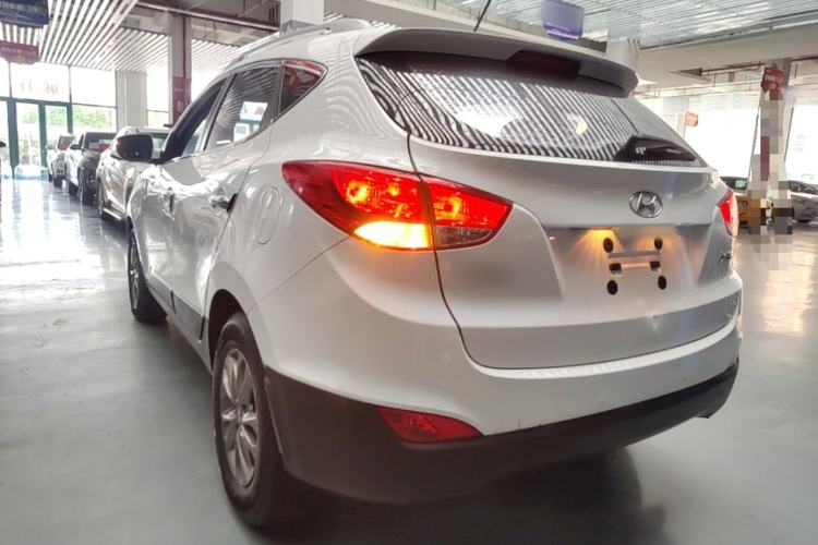 Used Hyundai ix35 2015 2.0L Manual Two-Wheel Drive Comfort Version China V Standard Rear Left 45 Deg