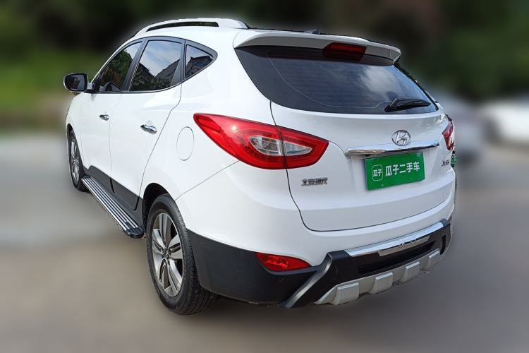 Used Hyundai ix35 2015 2.0L Automatic Two-Wheel Drive Leading Trim China IV Standard Rear Left 45 Deg
