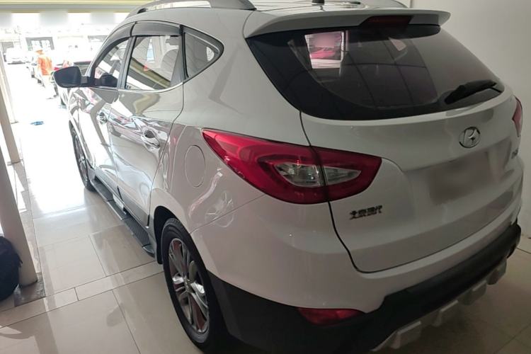 Used Hyundai ix35 2015 2.0L Automatic 2WD Smart Type China IV Rear Left 45 Deg