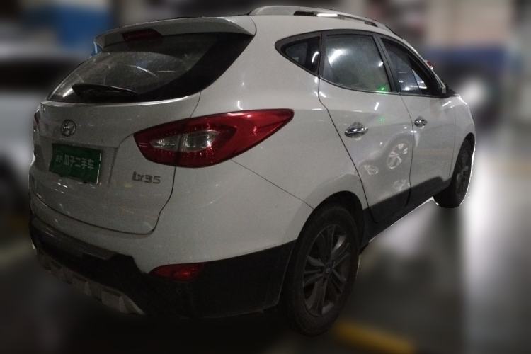 Used Hyundai ix35 2015 2.0L Automatic 2WD Smart Version China V Standard Rear Right 45 Deg