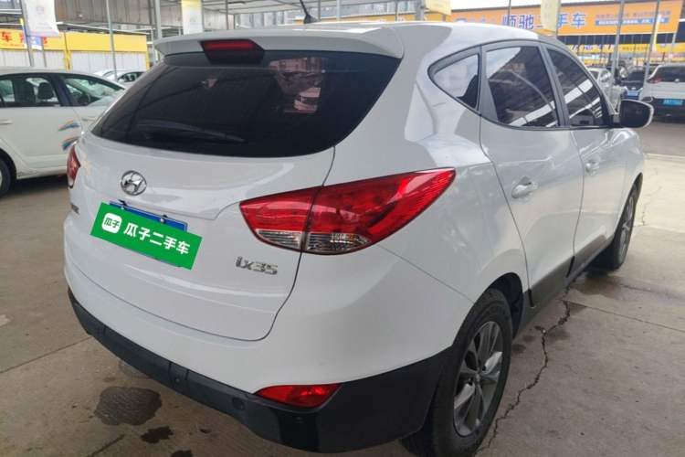 Used Hyundai ix35 2015 2.0L Automatic 2WD Comfort Edition China IV Standard Rear Right 45 Deg