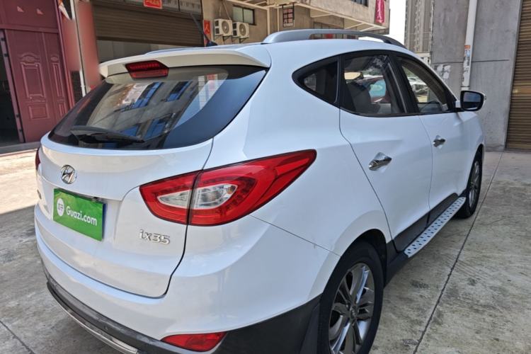Used Hyundai ix35 2015 2.0L Automatic 2WD Smart Type China IV Rear Right 45 Deg