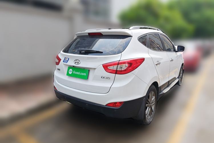 Used Hyundai ix35 2015 2.0L Automatic 2WD Smart Version China V Standard Rear Right 45 Deg