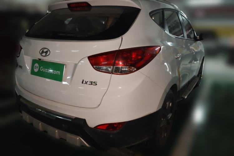 Used Hyundai ix35 2015 2.0L Automatic 2WD Comfort Edition China IV Standard Rear Right 45 Deg