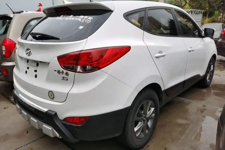 Used Hyundai ix35 2015 2.0L Automatic 2WD Comfort Edition China IV Standard Rear Right 45 Deg