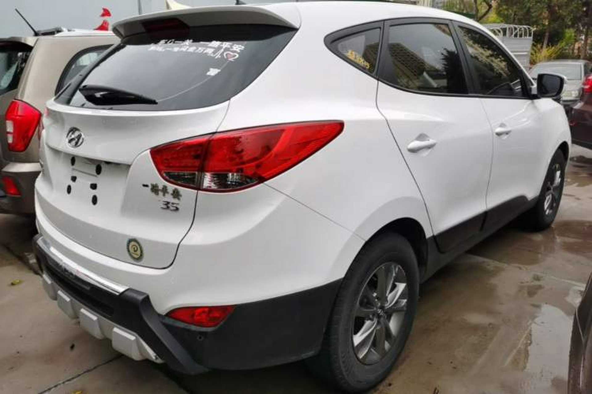 Used Hyundai ix35 2015 2.0L Automatic 2WD Comfort Edition China IV Standard Rear Right 45 Deg