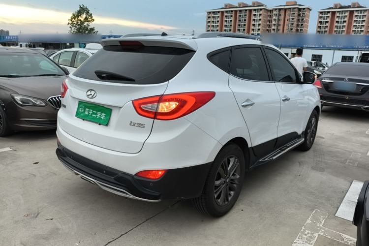 Used Hyundai ix35 2015 2.0L Automatic 2WD Smart Version China V Standard Rear Right 45 Deg