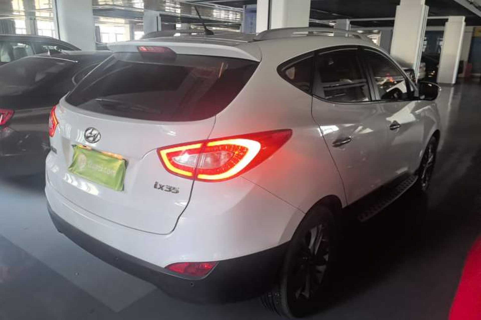 Used Hyundai ix35 2015 2.0L Automatic 2WD Smart Version China V Standard Rear Right 45 Deg
