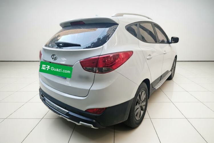 Used Hyundai ix35 2015 2.0L Automatic 2WD Comfort Edition China IV Standard Rear Right 45 Deg
