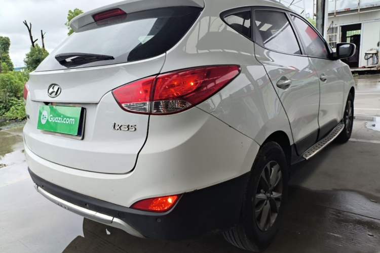 Used Hyundai ix35 2015 2.0L Automatic 2WD Comfort Edition China IV Standard Rear Right 45 Deg