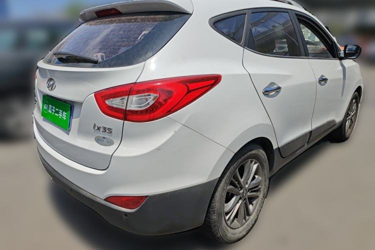 Used Hyundai ix35 2015 2.0L Automatic 2WD Smart Version China V Standard Rear Right 45 Deg