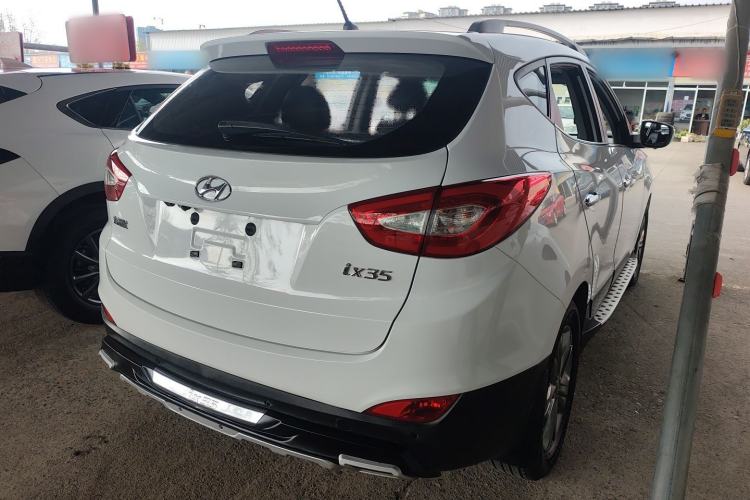 Used Hyundai ix35 2015 2.0L Automatic 2WD Smart Type China IV Rear Right 45 Deg