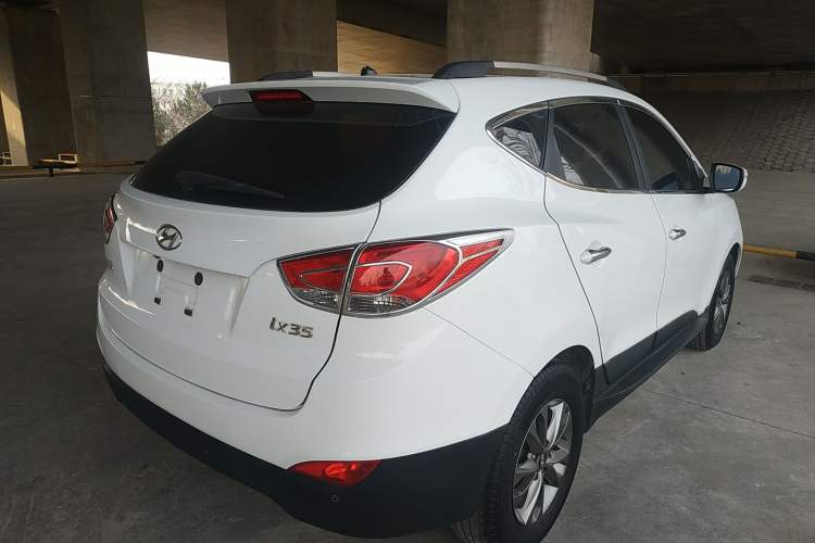 Used Hyundai ix35 2015 2.0L Automatic 2WD Comfort Edition China V Standard Rear Right 45 Deg