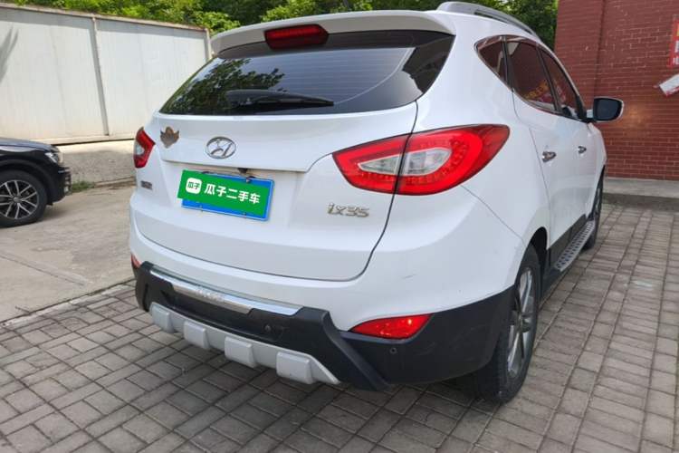 Used Hyundai ix35 2015 2.0L Automatic 2WD Smart Type China IV Rear Right 45 Deg