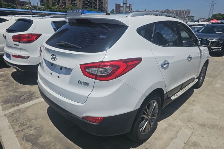 Used Hyundai ix35 2015 2.0L Automatic 2WD Smart Type China IV Rear Right 45 Deg
