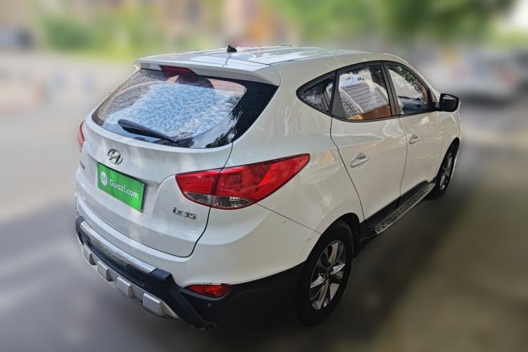 Used Hyundai ix35 2015 2.0L Automatic 2WD Comfort Edition China IV Standard Rear Right 45 Deg