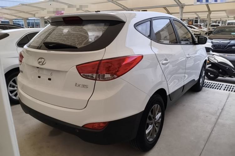 Used Hyundai ix35 2015 2.0L Automatic 2WD Comfort Edition China IV Standard Rear Right 45 Deg