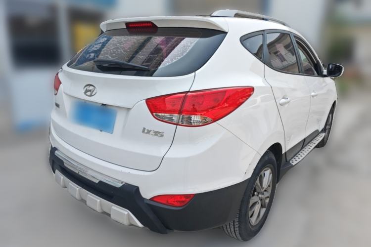 Used Hyundai ix35 2015 2.0L Manual Two-Wheel Drive Comfort Version China V Standard Rear Right 45 Deg