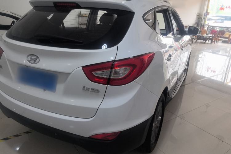 Used Hyundai ix35 2015 2.0L Automatic 2WD Smart Version China V Standard Rear Right 45 Deg