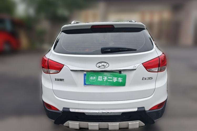 Used Hyundai ix35 2015 2.0L Automatic 2WD Comfort Edition China IV Standard Rear