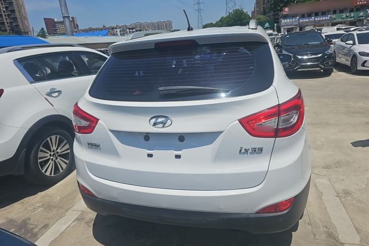 Used Hyundai ix35 2015 2.0L Automatic 2WD Smart Type China IV Rear
