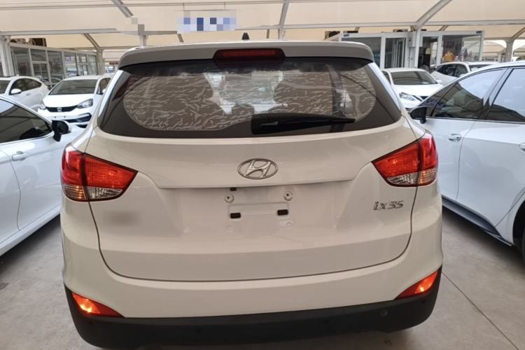 Used Hyundai ix35 2015 2.0L Automatic 2WD Comfort Edition China IV Standard Rear