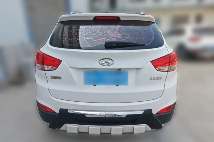 Used Hyundai ix35 2015 2.0L Manual Two-Wheel Drive Comfort Version China V Standard Rear