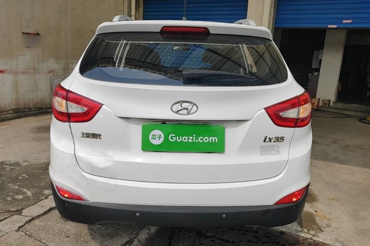 Used Hyundai ix35 2015 2.0L Automatic 2WD Smart Version China V Standard Rear
