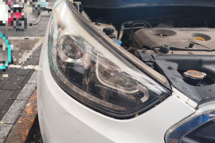 Used Hyundai ix35 2015 2.0L Automatic 2WD Smart Version China V Standard Right Front Headlight