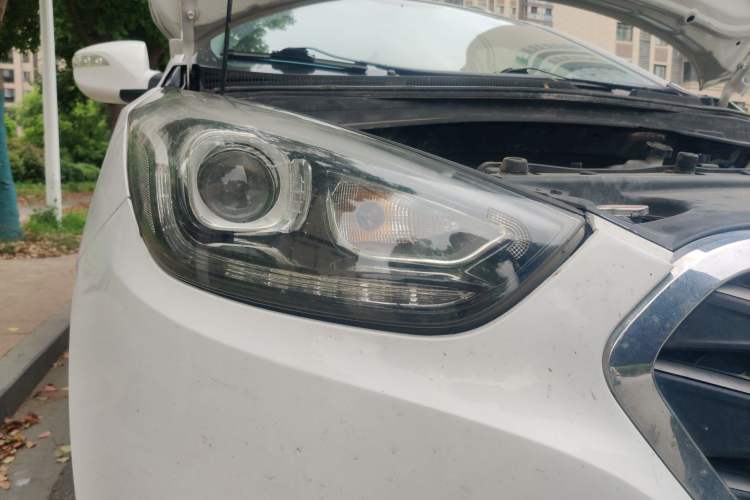 Used Hyundai ix35 2015 2.0L Automatic 2WD Comfort Edition China IV Standard Right Front Headlight