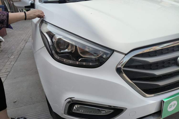 Used Hyundai ix35 2015 2.0L Automatic 2WD Comfort Edition China IV Standard Right Front Headlight