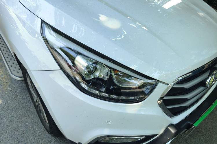 Used Hyundai ix35 2015 2.0L Automatic 2WD Smart Type China IV Right Front Headlight