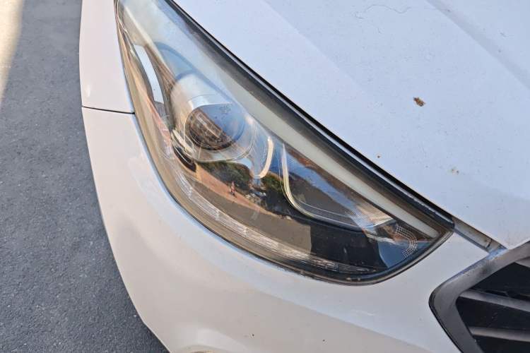 Used Hyundai ix35 2015 2.0L Automatic 2WD Comfort Edition China V Standard Right Front Headlight