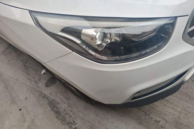 Used Hyundai ix35 2015 2.0L Automatic 2WD Smart Type China IV Right Front Headlight