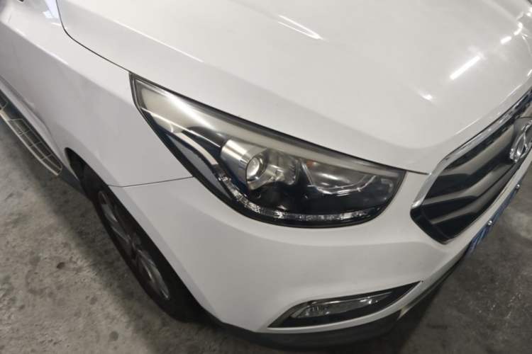 Used Hyundai ix35 2015 2.0L Automatic 2WD Smart Version China V Standard Right Front Headlight