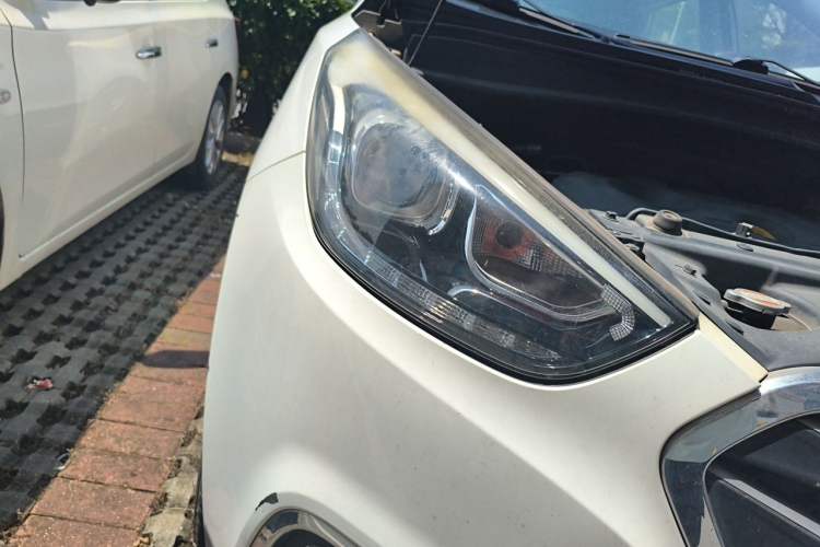 Used Hyundai ix35 2015 2.0L Automatic 2WD Smart Type China IV Right Front Headlight