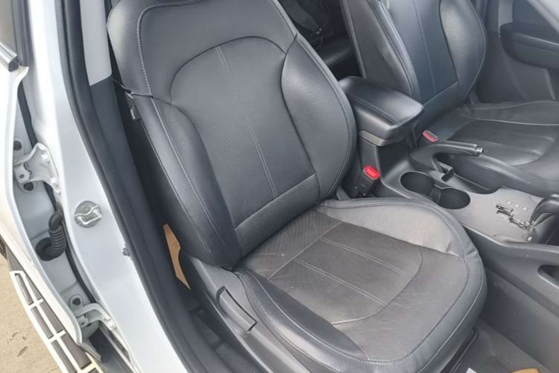 Used Hyundai ix35 2015 2.0L Automatic 2WD Smart Version China V Standard Right Front Seat
