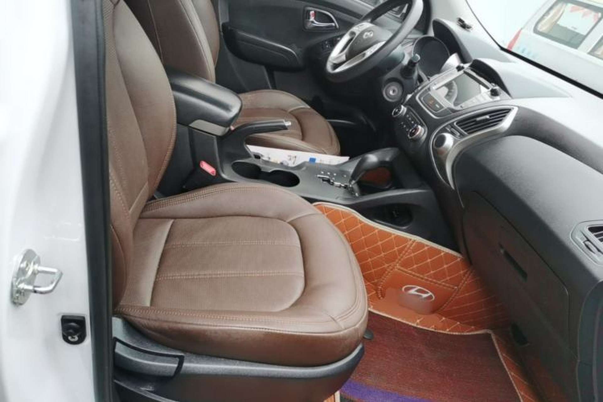 Used Hyundai ix35 2015 2.0L Automatic 2WD Comfort Edition China IV Standard Right Front Seat