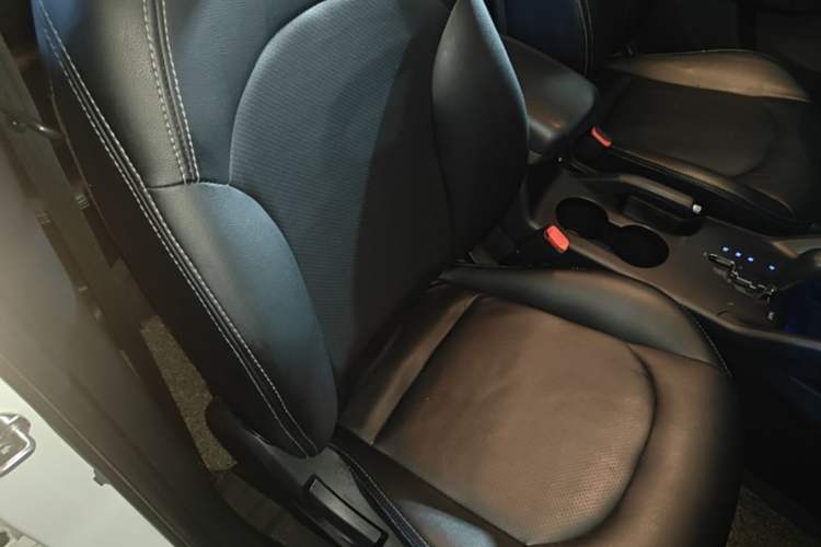 Used Hyundai ix35 2015 2.0L Automatic 2WD Comfort Edition China V Standard Right Front Seat