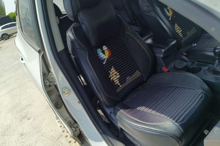 Used Hyundai ix35 2015 2.0L Manual Two-Wheel Drive Comfort Version China IV Standard Right Front Seat