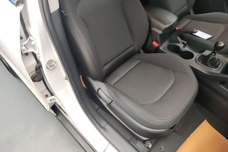 Used Hyundai ix35 2015 2.0L Manual Two-Wheel Drive Comfort Version China V Standard Right Front Seat