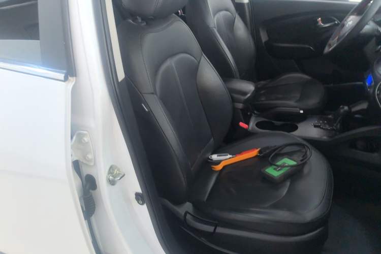 Used Hyundai ix35 2015 2.0L Automatic 2WD Smart Version China V Standard Right Front Seat