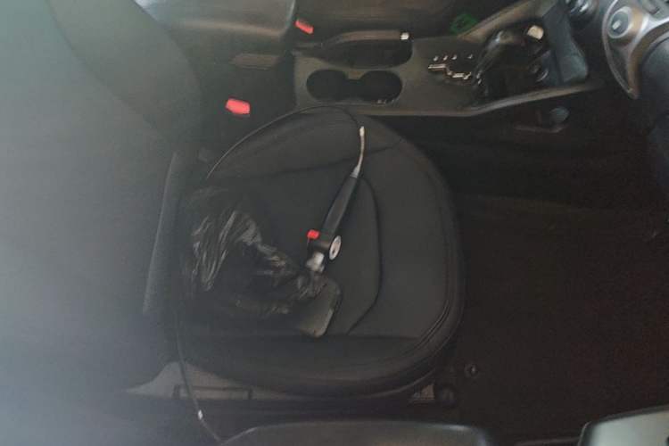 Used Hyundai ix35 2015 2.0L Automatic 2WD Smart Type China IV Right Front Seat