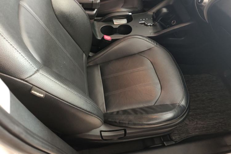 Used Hyundai ix35 2015 2.0L Automatic 2WD Smart Type China IV Right Front Seat