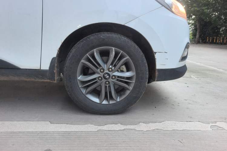 Used Hyundai ix35 2015 2.0L Automatic 2WD Smart Version China V Standard Right Front Wheel Hub