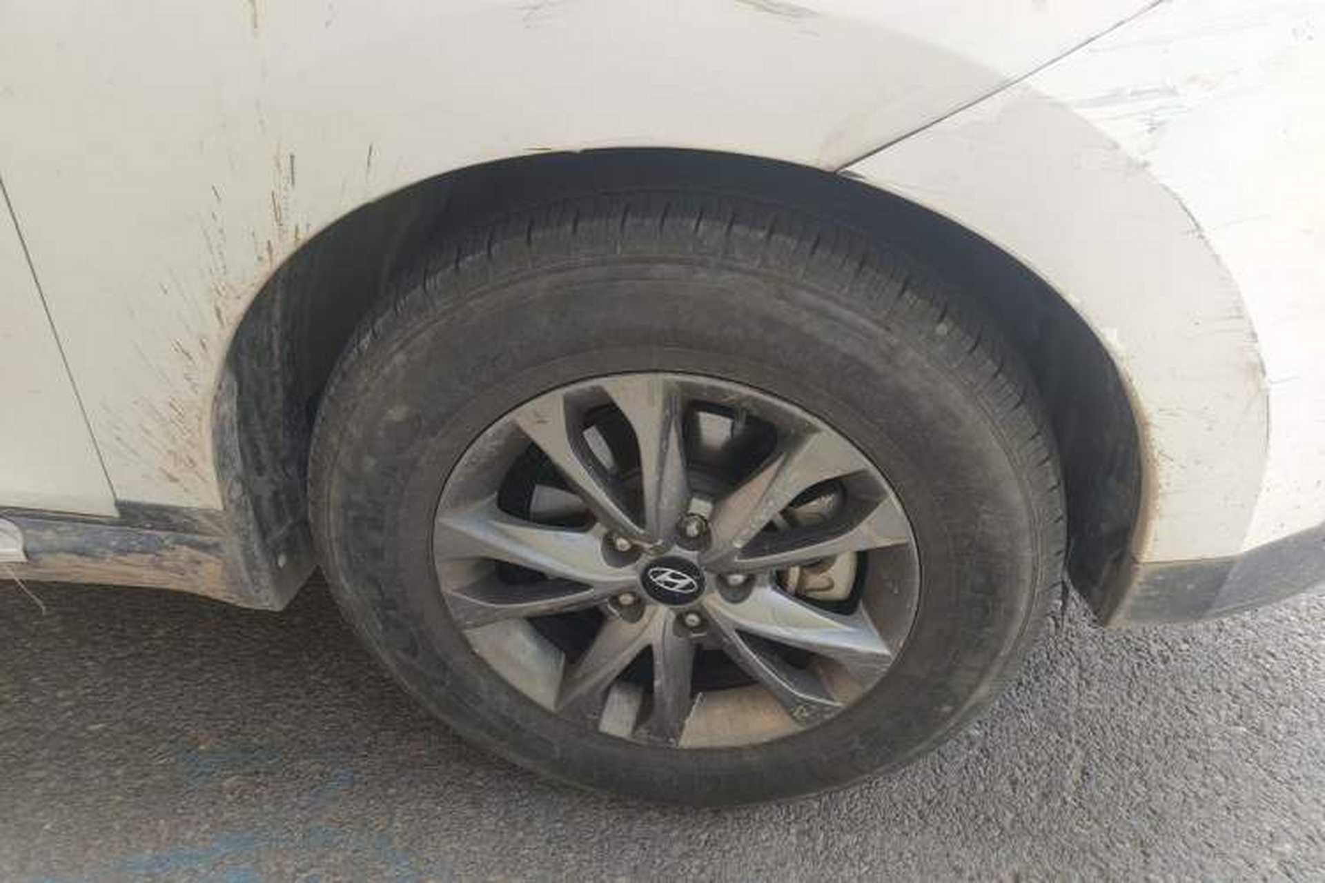 Used Hyundai ix35 2015 2.0L Automatic 2WD Comfort Edition China IV Standard Right Front Wheel Hub